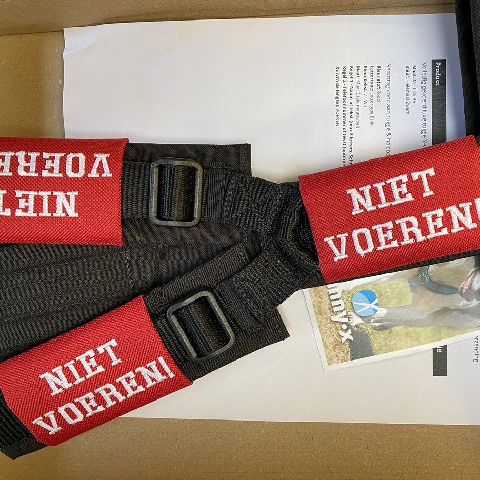 Hond Y tuig tekst niet voeren